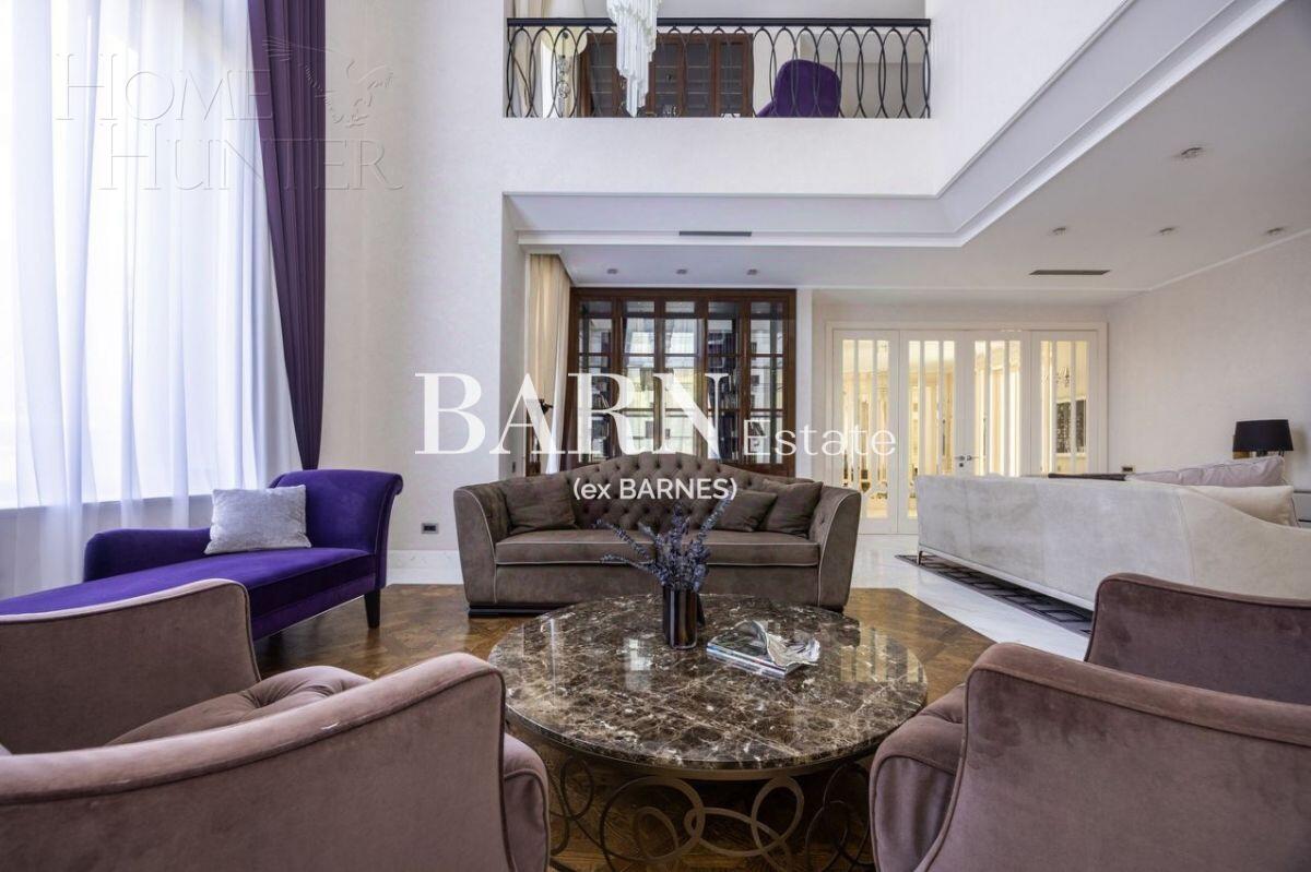 2-этажный коттедж 1 200 м² с отделкой