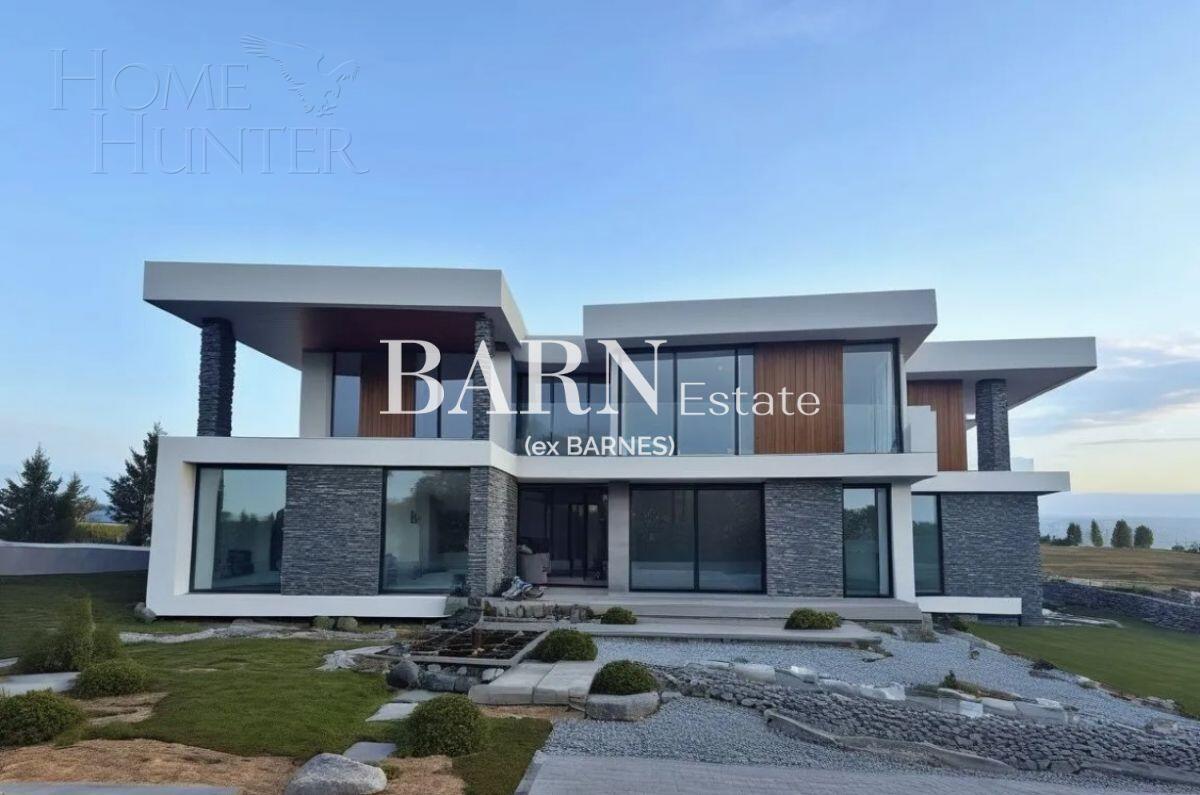 2-этажный коттедж 750 м² без отделки