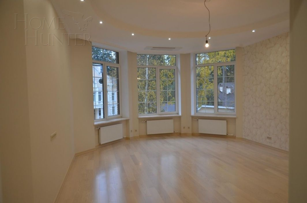 2-этажный коттедж 567.3 м² с отделкой