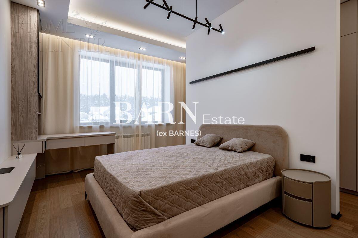 2-этажный коттедж 340 м² с отделкой