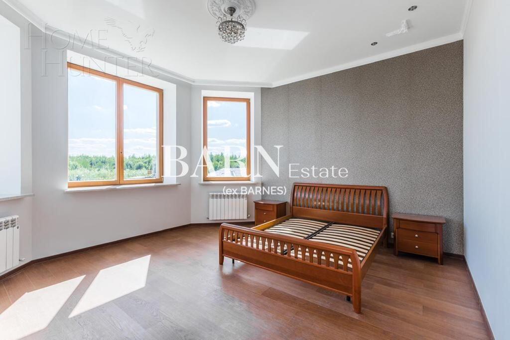 3-этажный коттедж 750 м² с отделкой
