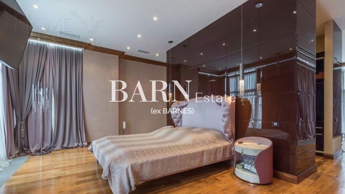 2-этажный коттедж 1 350 м² с отделкой