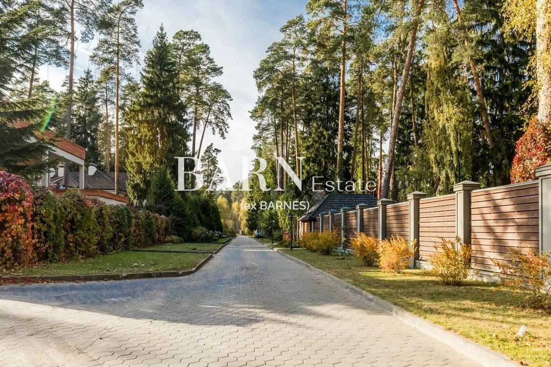 2-этажный коттедж 616 м² без отделки