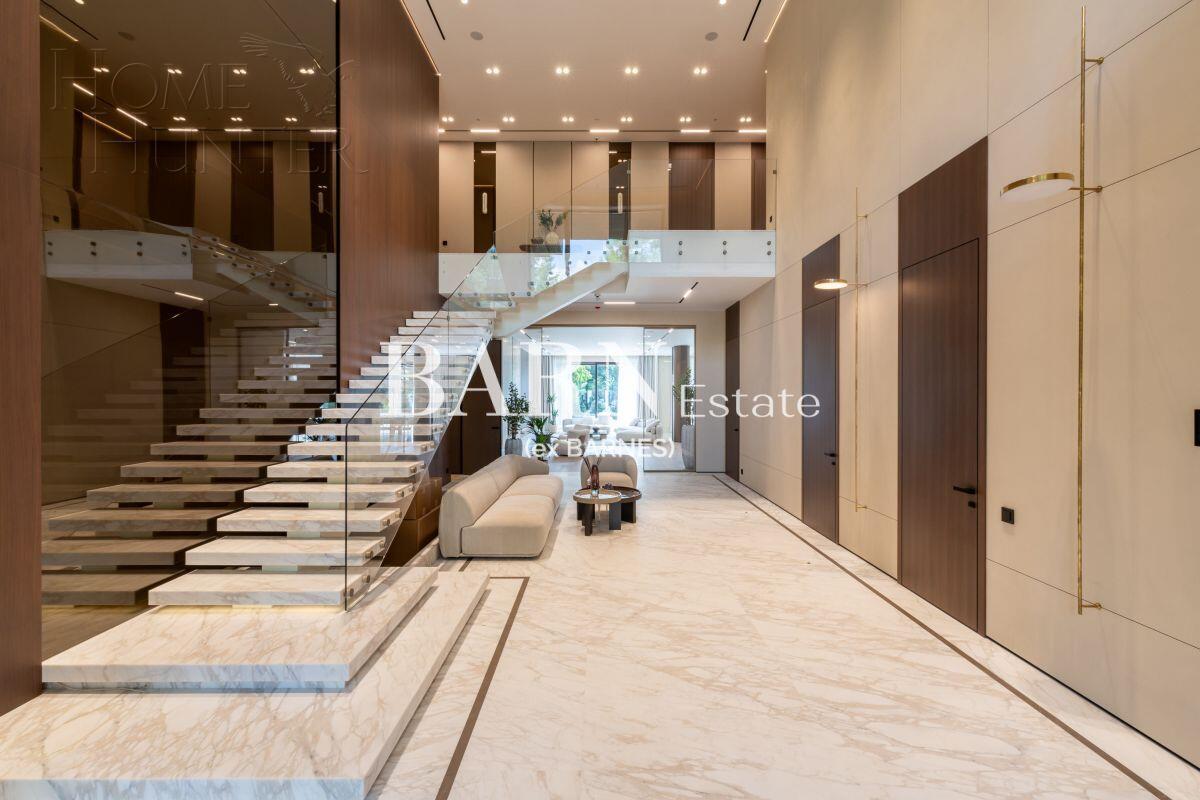 2-этажный коттедж 1 150 м² с отделкой