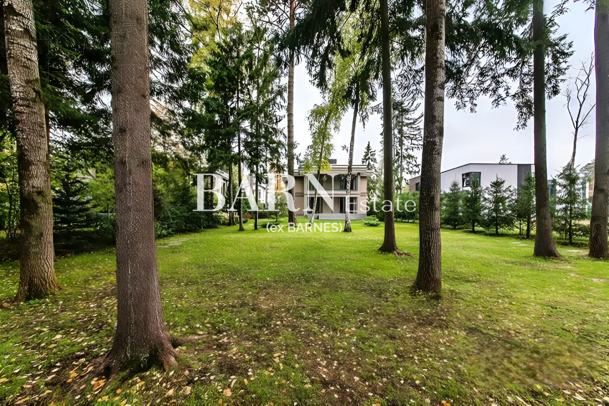 2-этажный коттедж 320 м² с отделкой