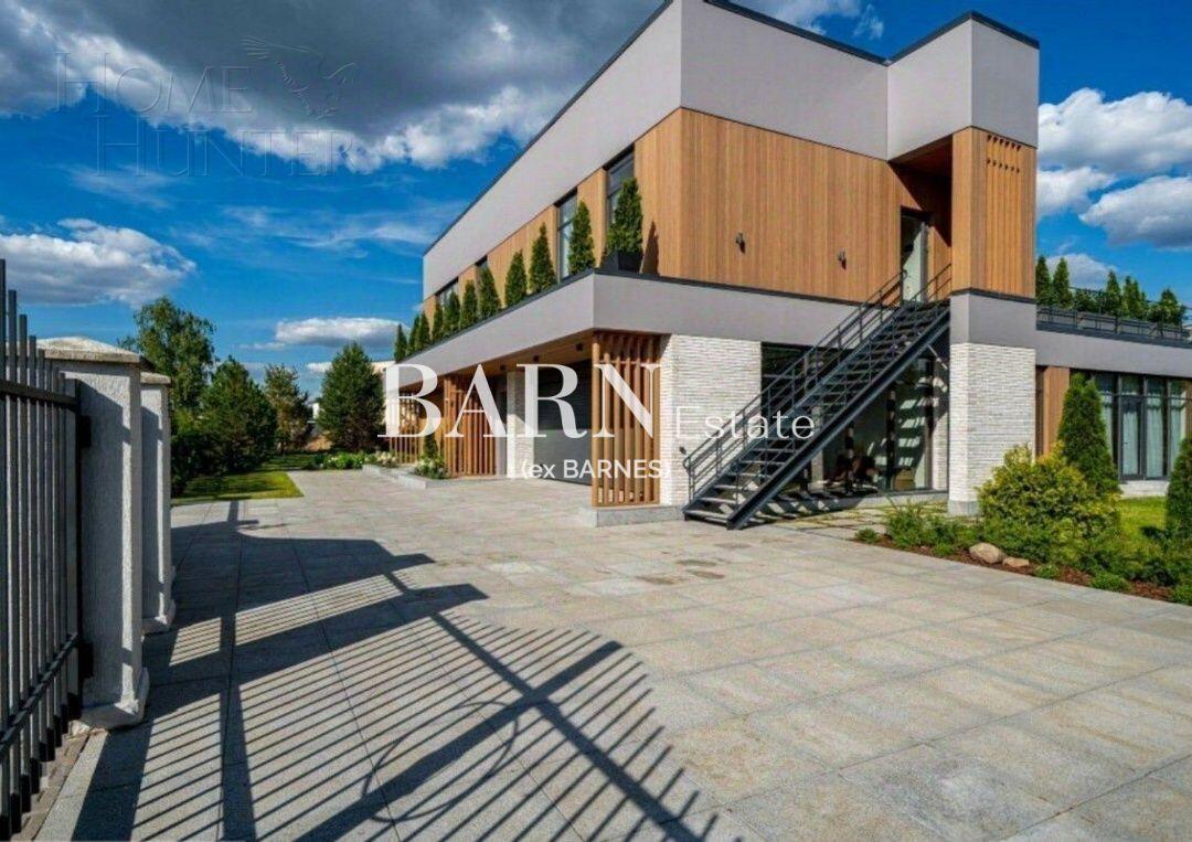 2-этажный коттедж 730 м² с отделкой