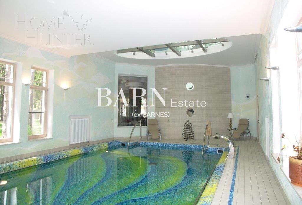 2-этажный коттедж 850 м² с отделкой