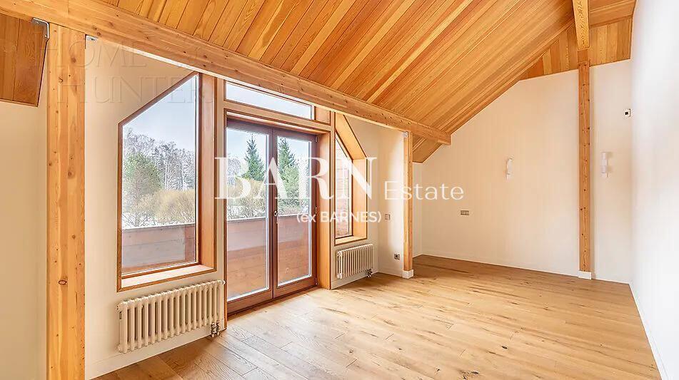 3-этажный коттедж 600 м² с отделкой