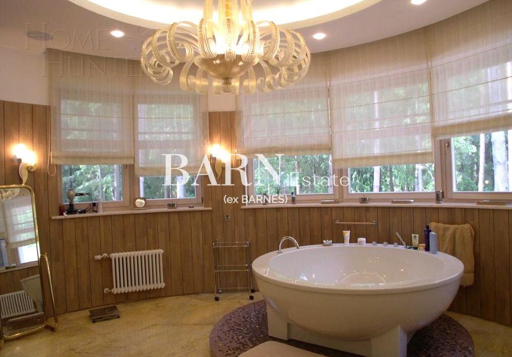 2-этажный коттедж 850 м² с отделкой