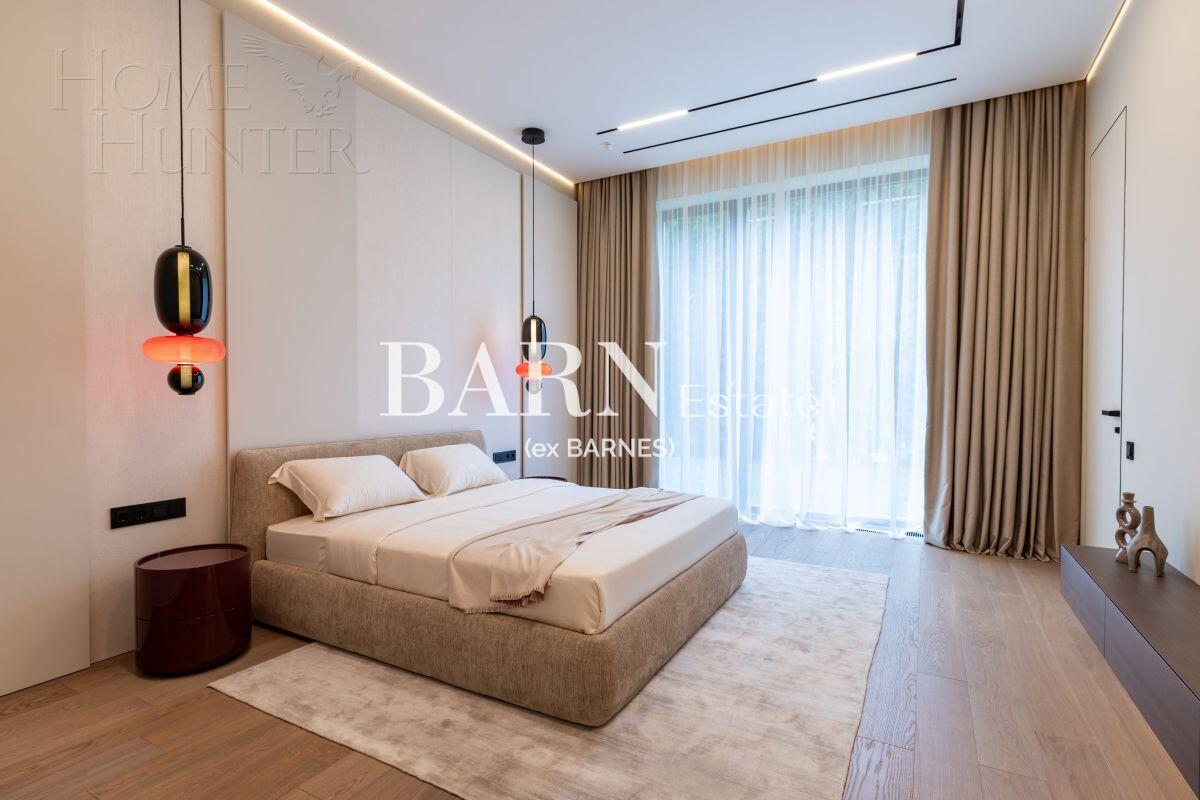 2-этажный коттедж 1 150 м² с отделкой