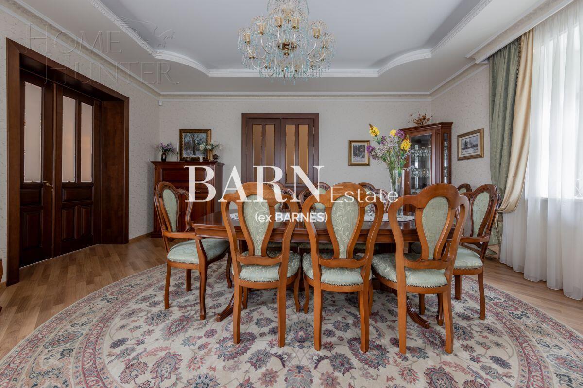 3-этажный коттедж 471 м² с отделкой