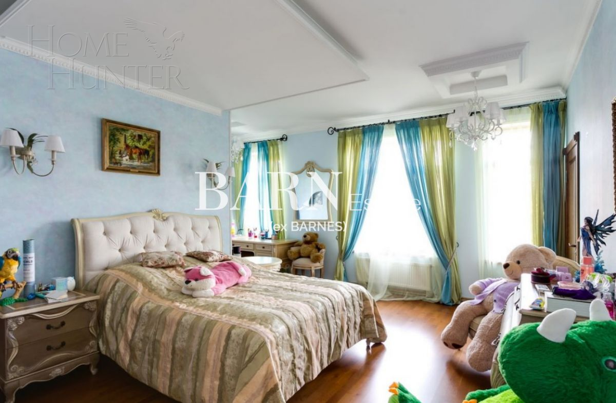 2-этажный коттедж 600 м² с отделкой