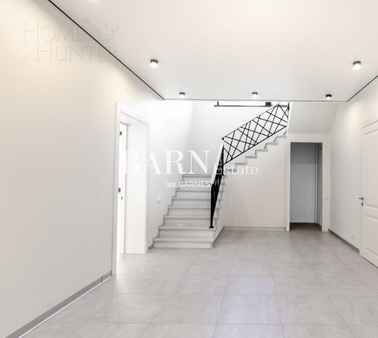 2-этажный коттедж 481.1 м² с отделкой