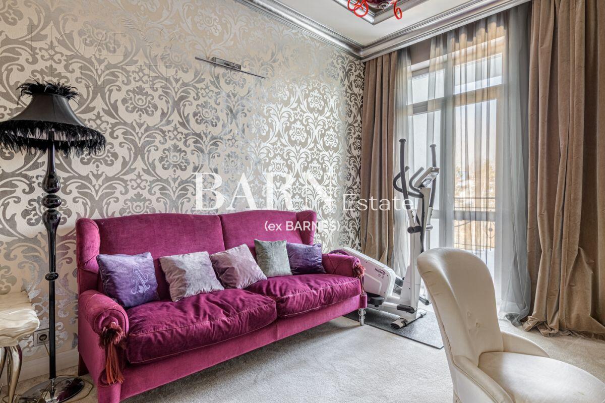 4-КОМН. КВАРТИРА С ОТДЕЛКОЙ 234 М² НА 4 ЭТАЖЕ