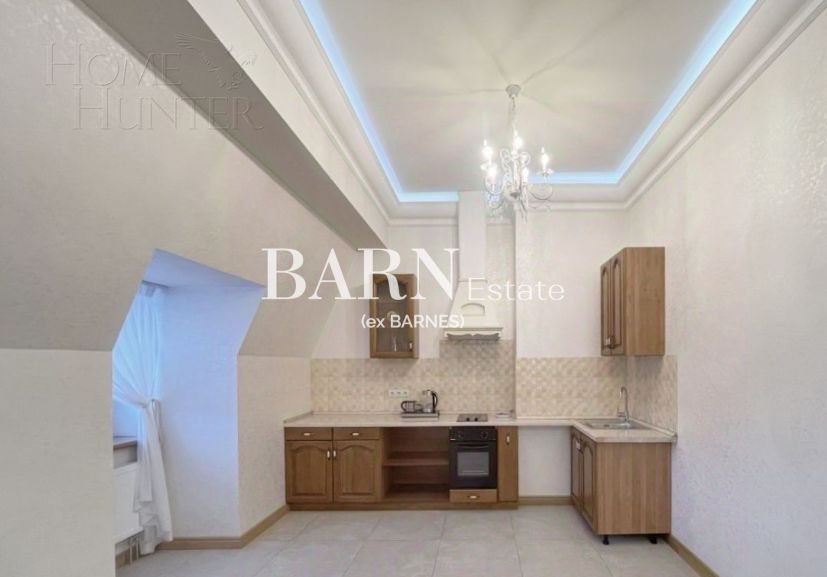 2-этажный таунхаус 320 м² с отделкой