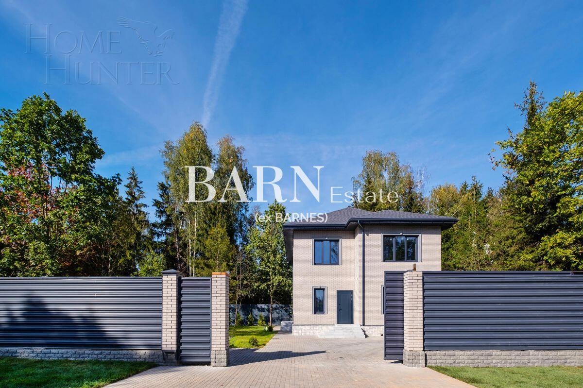 2-этажный коттедж 230 м² с отделкой
