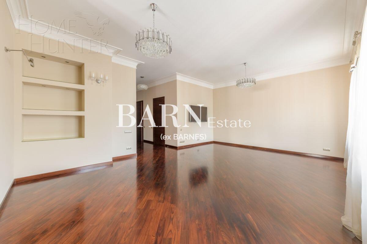 5-КОМН. КВАРТИРА С ОТДЕЛКОЙ 187.8 М² НА 4 ЭТАЖЕ