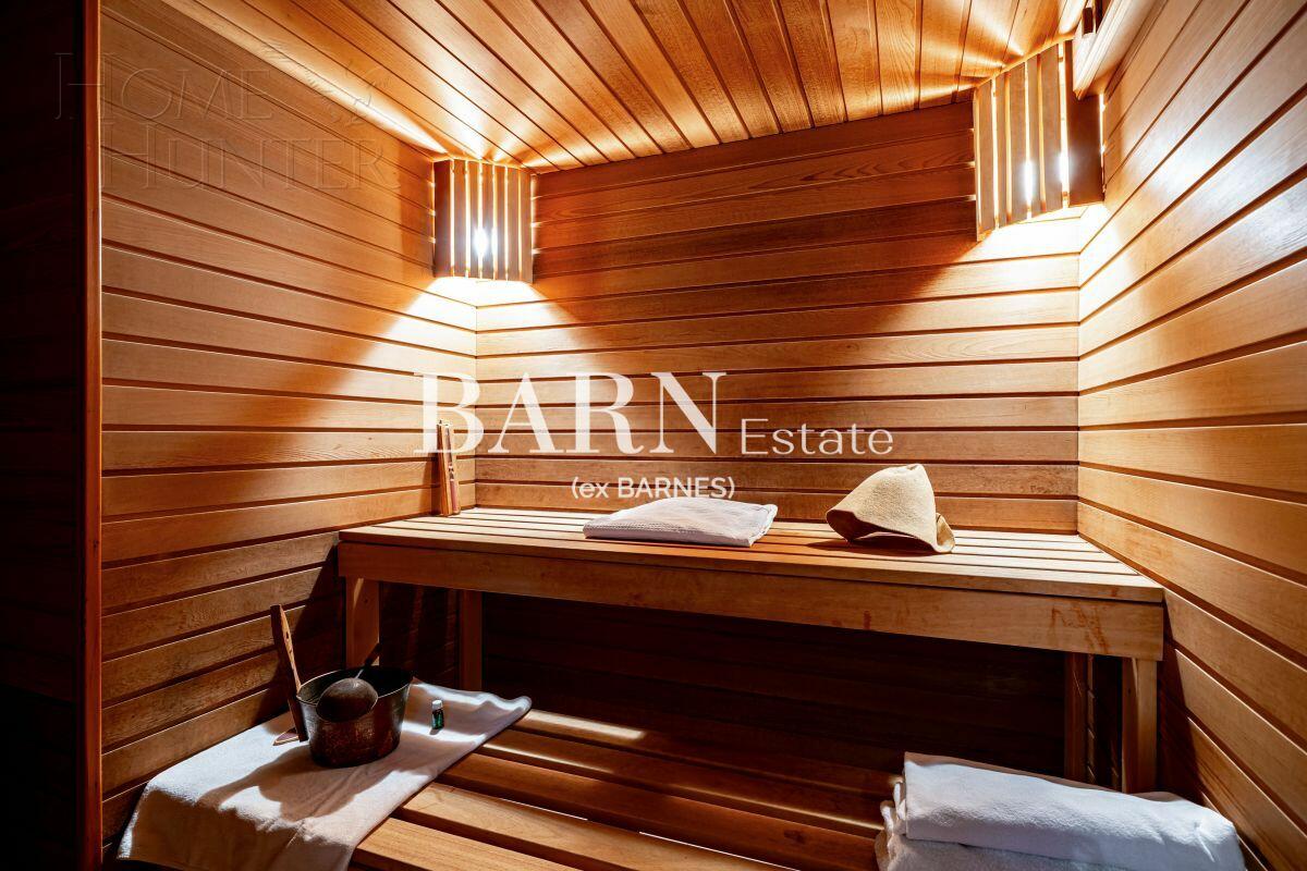 2-этажный коттедж 343.5 м² с отделкой
