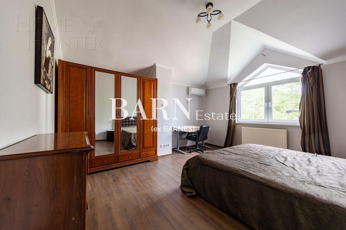 2-этажный коттедж 320 м² с отделкой