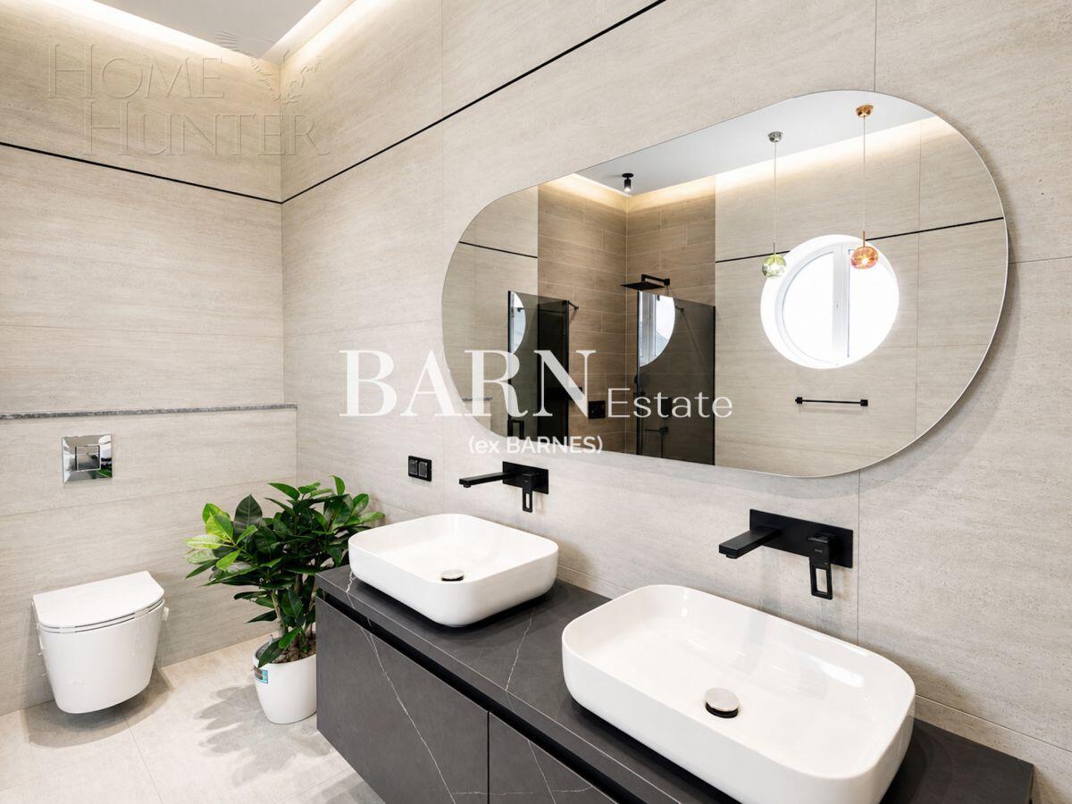 2-этажный коттедж 440 м² с отделкой