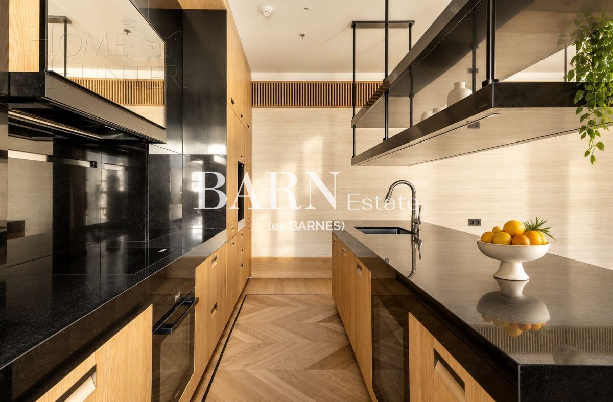 2-КОМН. КВАРТИРА С ОТДЕЛКОЙ 108 М² НА 2 ЭТАЖЕ