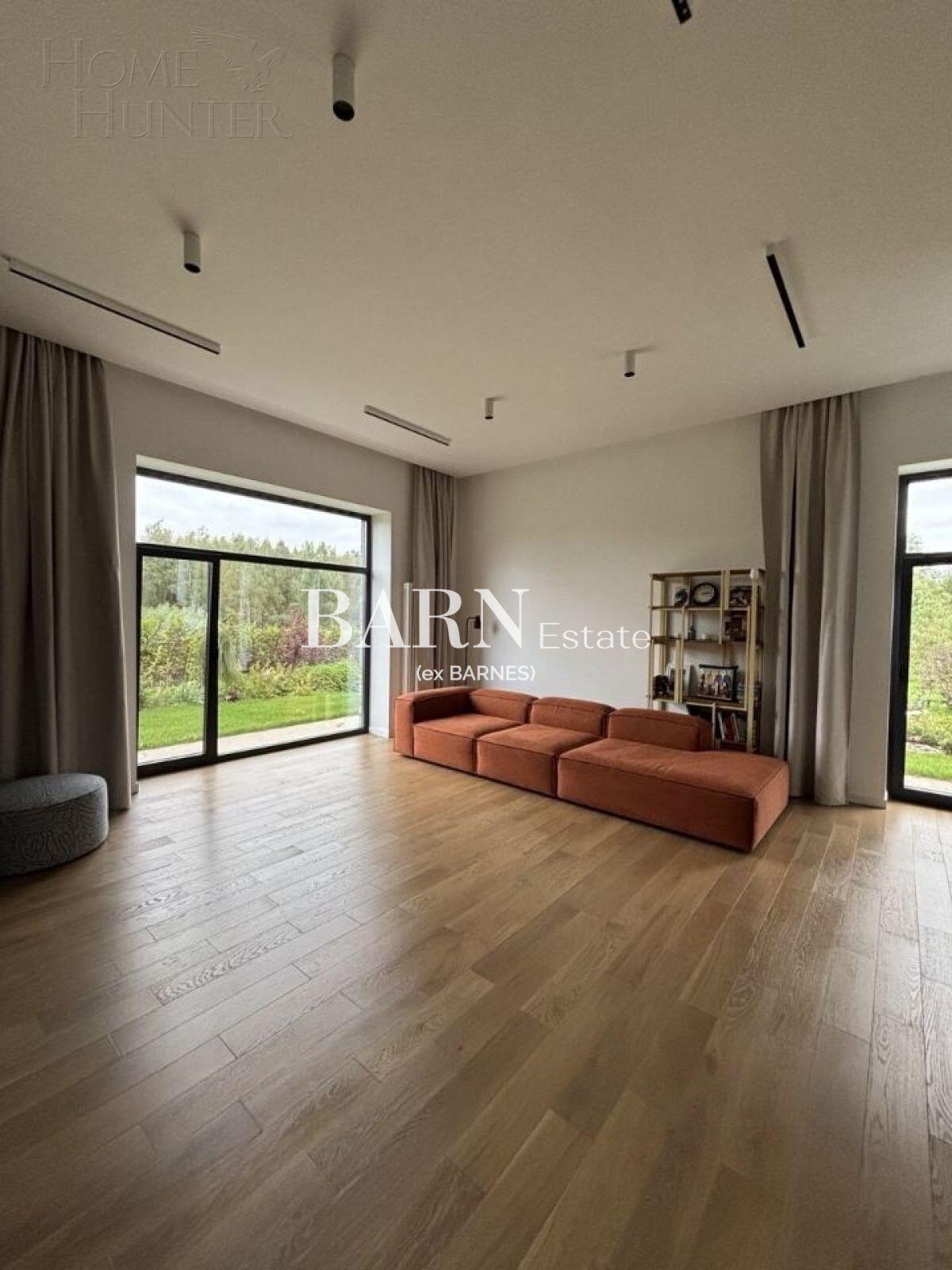 2-этажный коттедж 350 м² с отделкой