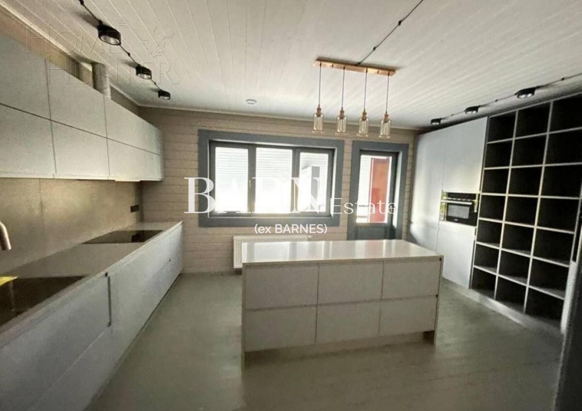 2-этажный коттедж 600 м² с отделкой