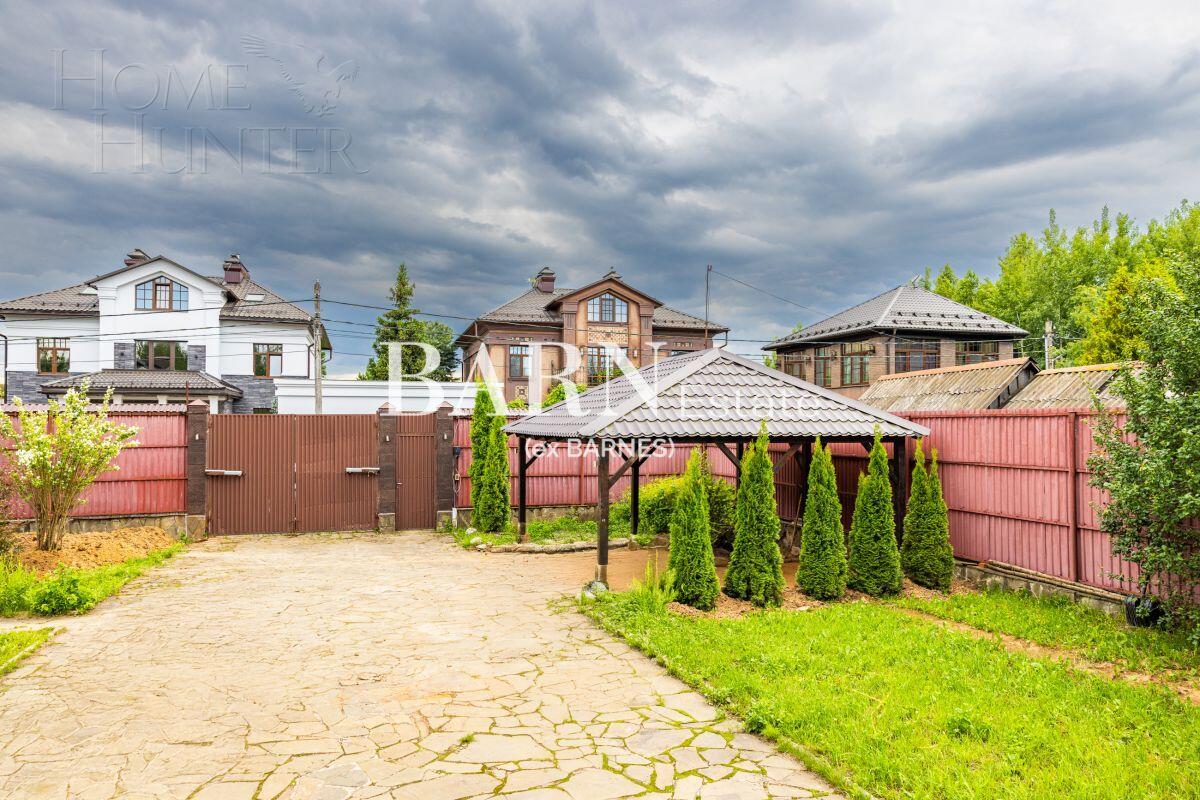 2-этажный коттедж 320 м² с отделкой