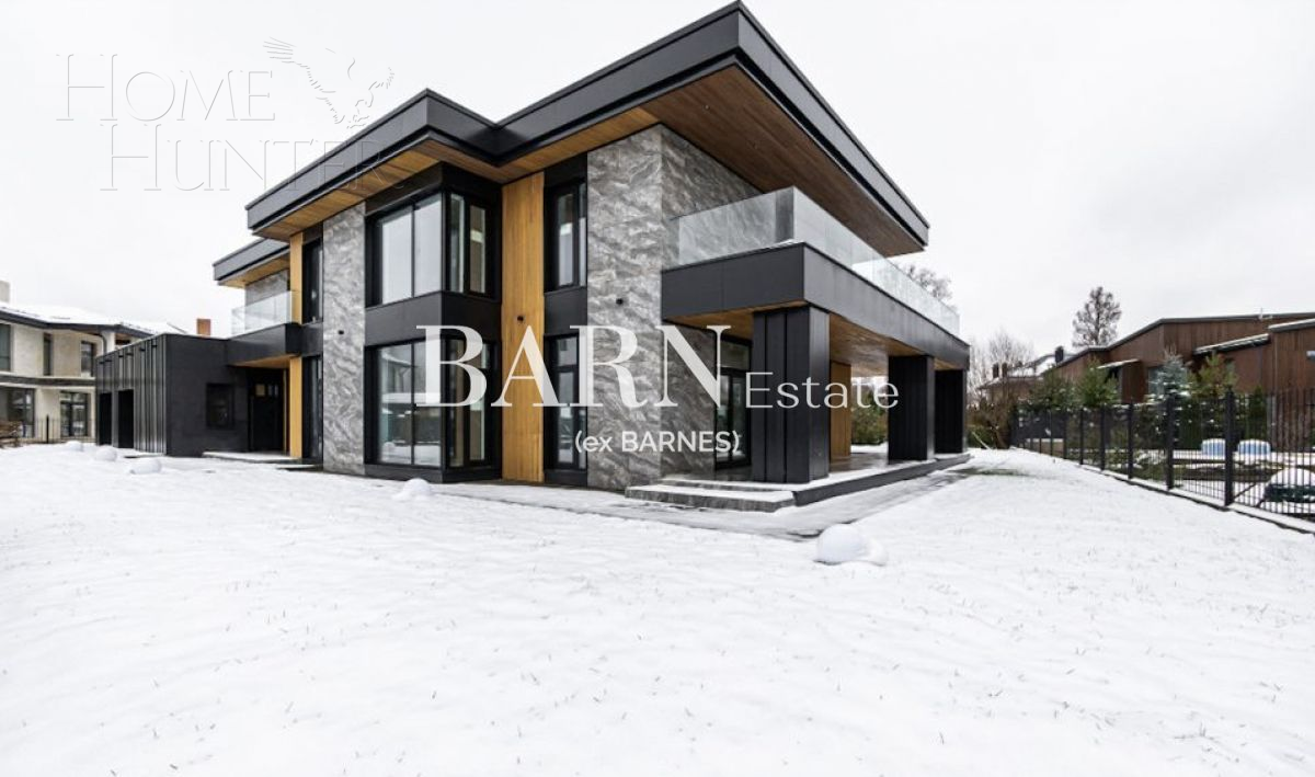 2-этажный коттедж 853.2 м² без отделки