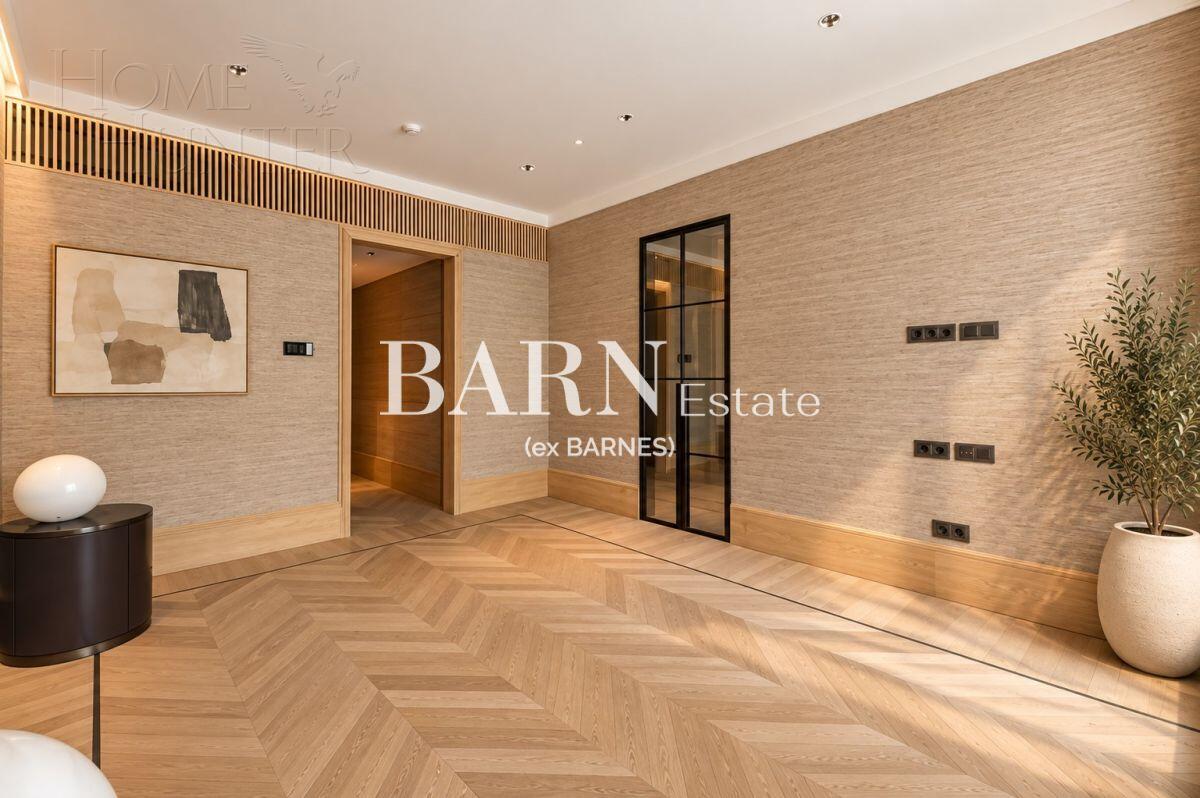2-КОМН. КВАРТИРА С ОТДЕЛКОЙ 108 М² НА 2 ЭТАЖЕ