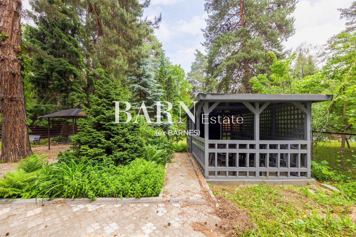 2-этажный коттедж 370 м² с отделкой