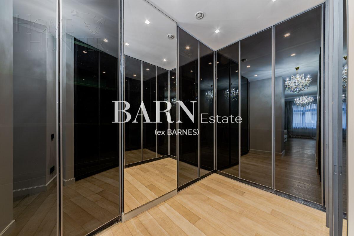 4-КОМН. КВАРТИРА С ОТДЕЛКОЙ 238 М² НА 2 ЭТАЖЕ