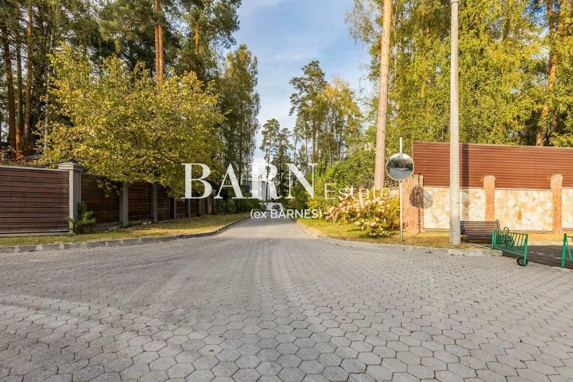 2-этажный коттедж 616 м² без отделки