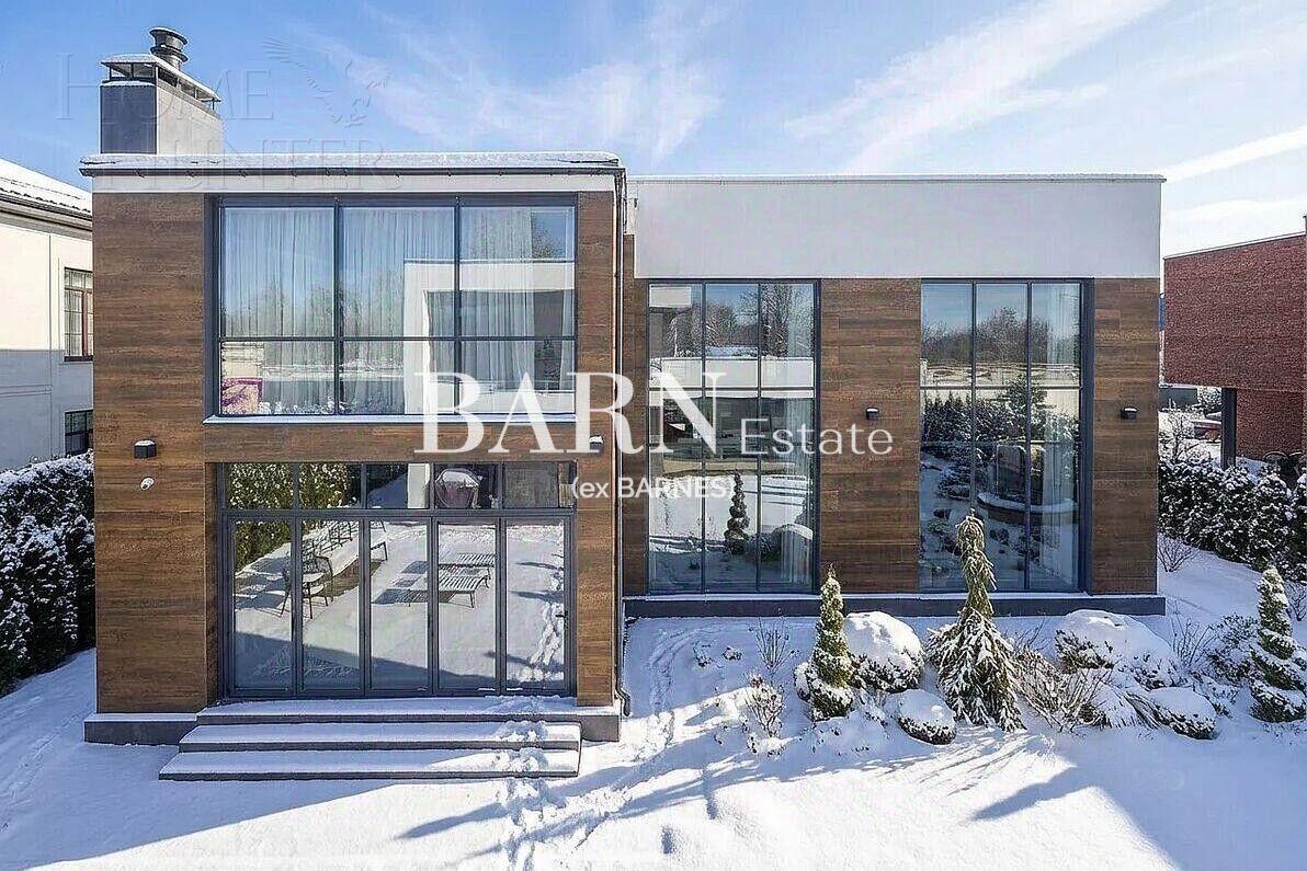 2-этажный коттедж 570 м² с отделкой