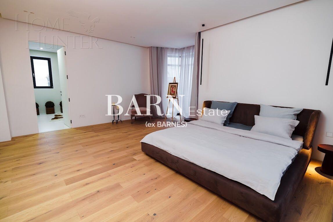 3-этажный коттедж 620 м² с отделкой