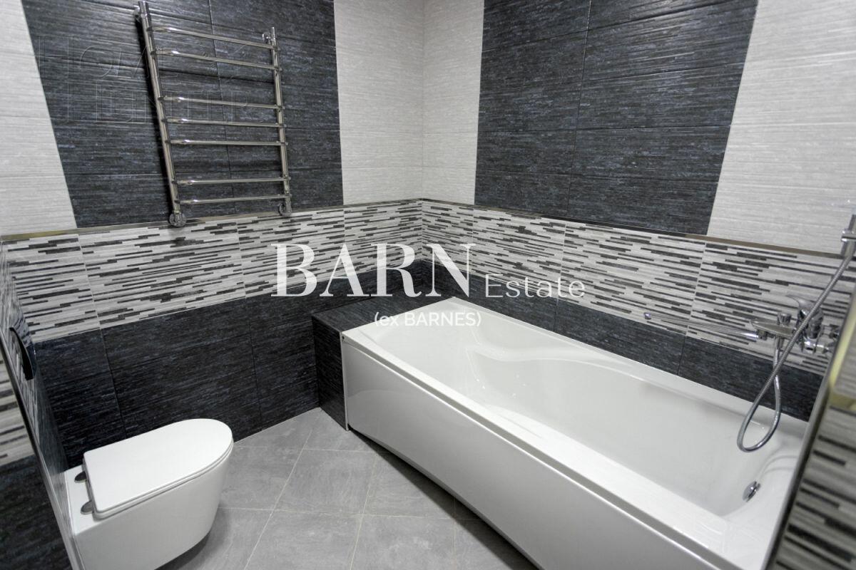 2-этажный коттедж 450 м² с отделкой