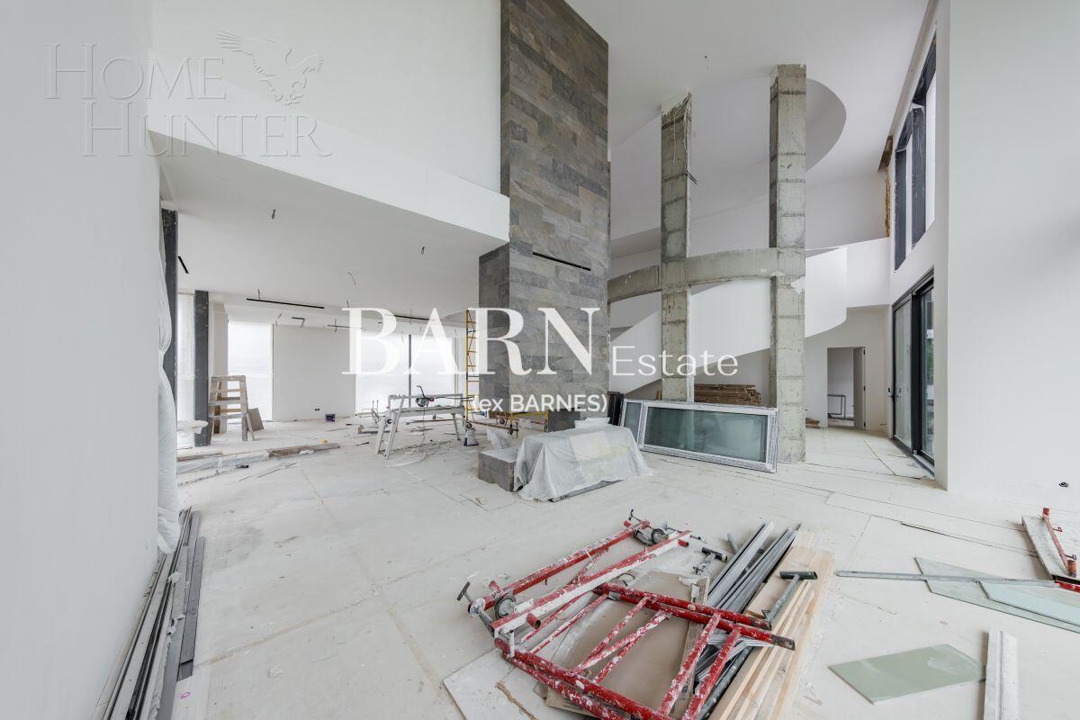 2-этажный коттедж 750 м² без отделки