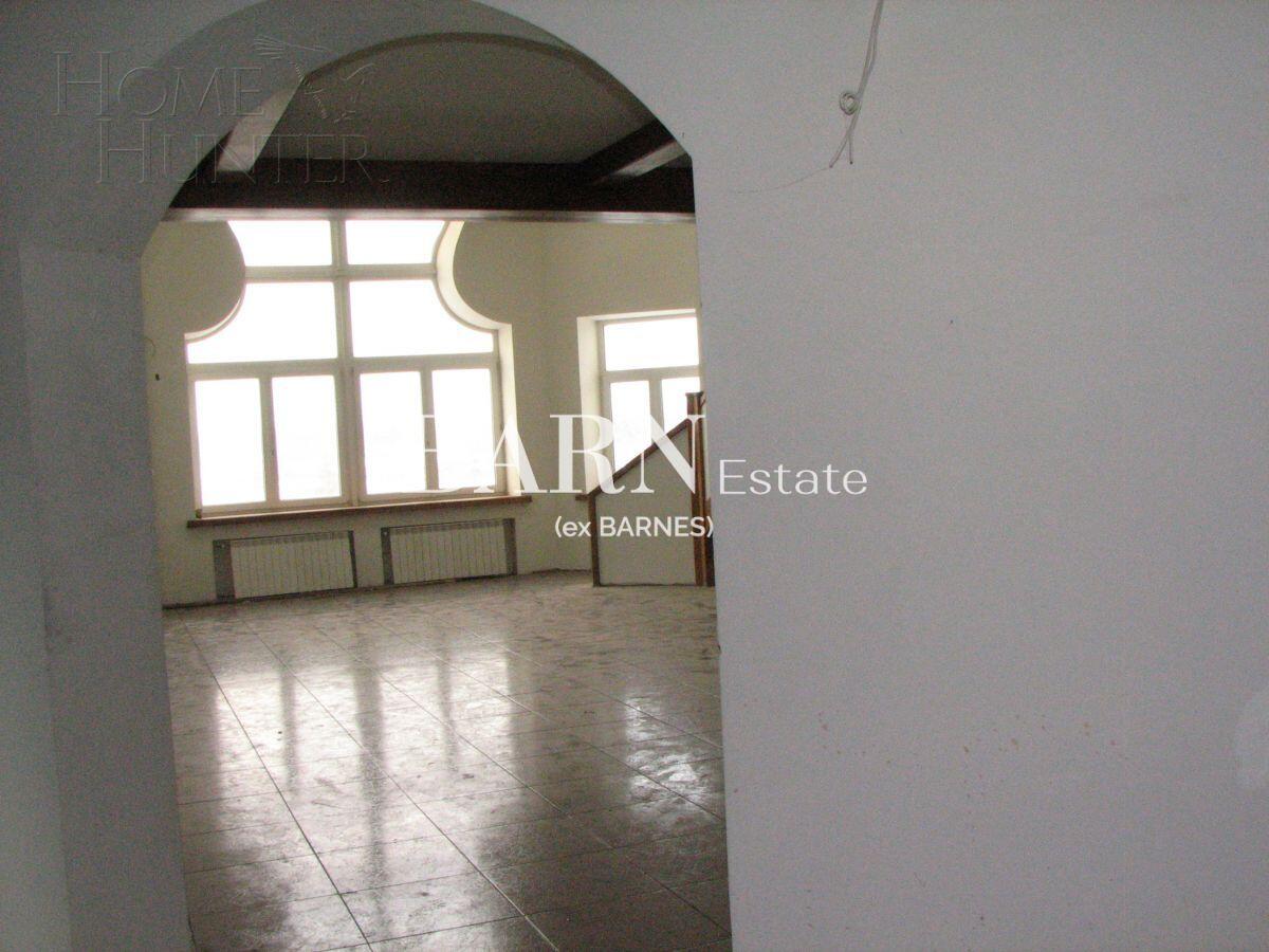 2-этажный коттедж 1 600 м² без отделки