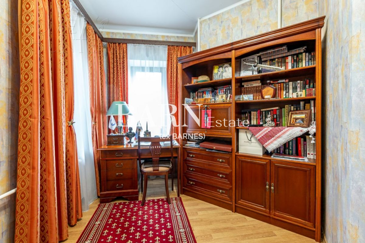2-этажный коттедж 360 м² с отделкой