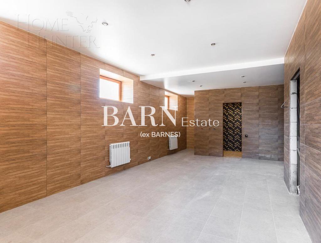 3-этажный коттедж 750 м² с отделкой
