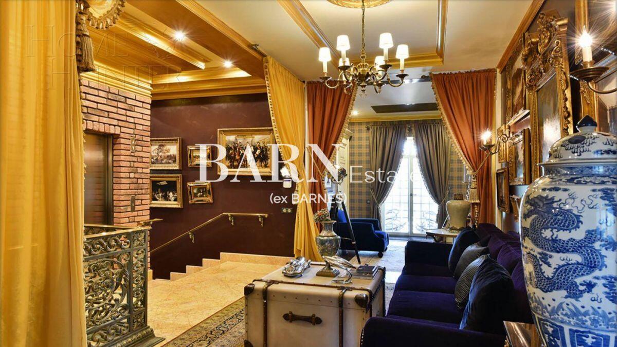 2-этажный коттедж 1 200 м² с отделкой