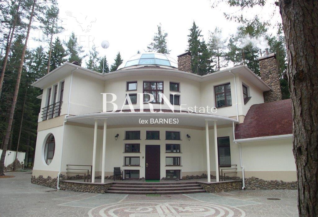 2-этажный коттедж 850 м² с отделкой