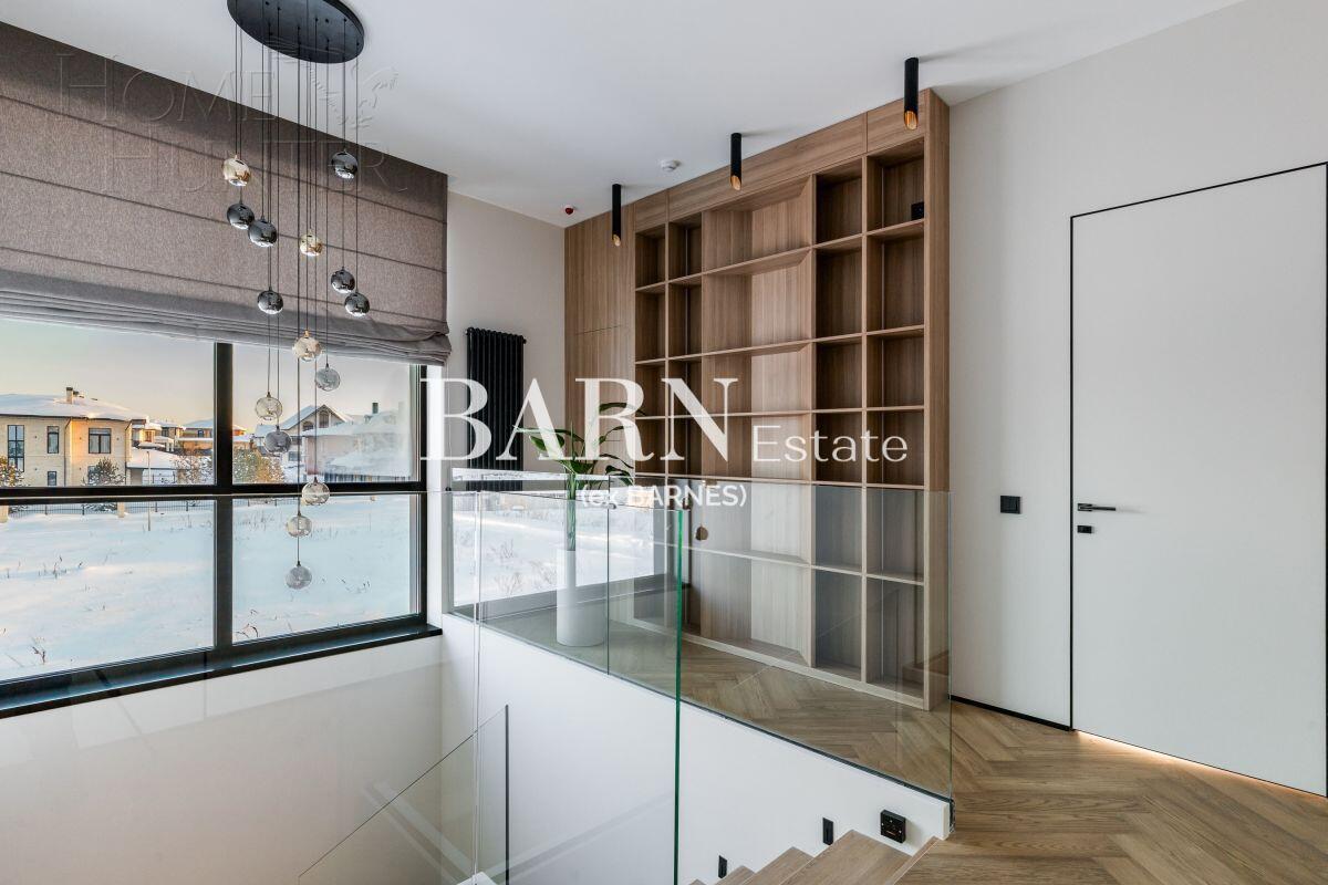 2-этажный коттедж 310 м² с отделкой
