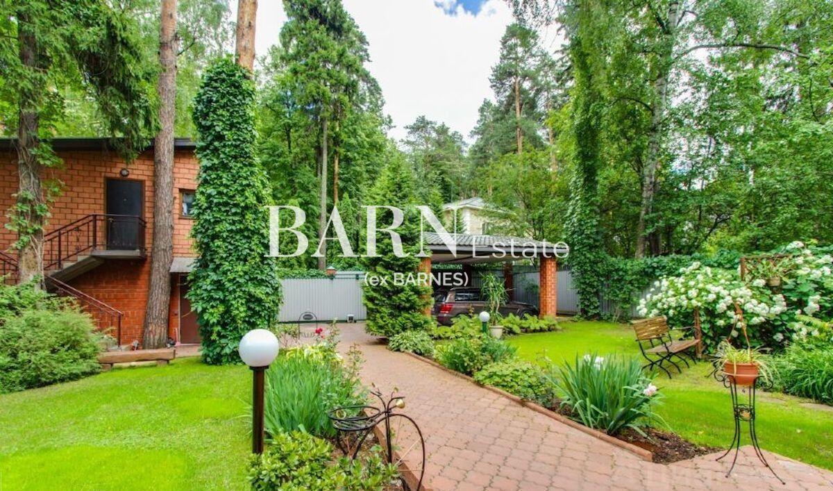 2-этажный коттедж 450 м² с отделкой