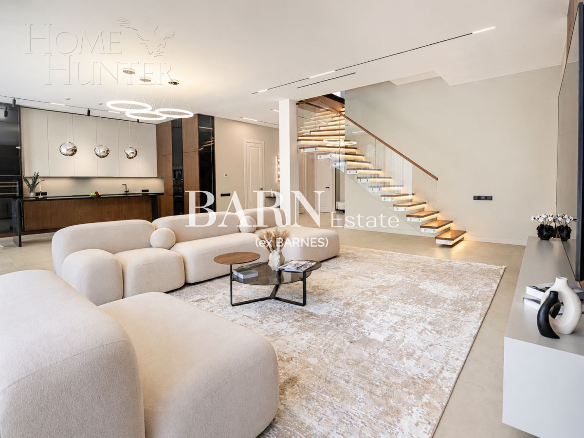 2-этажный коттедж 349.7 м² с отделкой