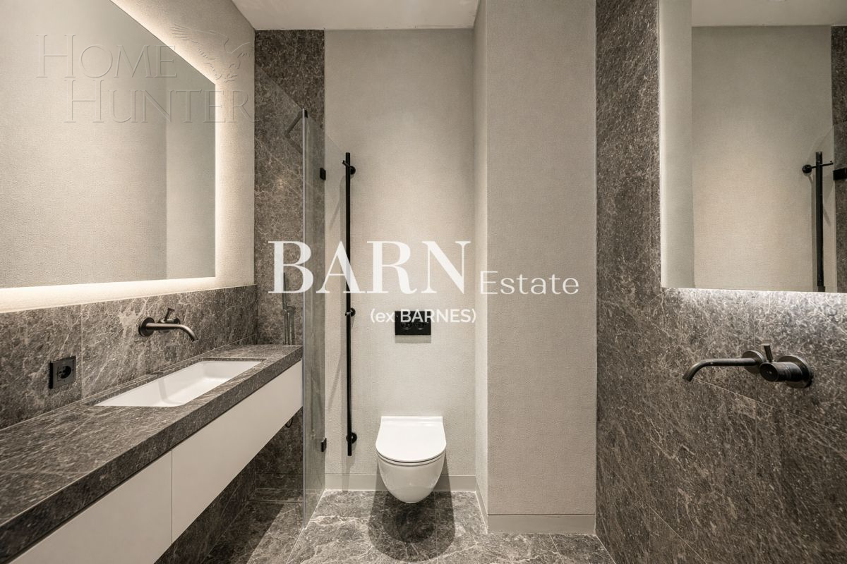4-КОМН. КВАРТИРА С ОТДЕЛКОЙ 149.8 М² НА 3 ЭТАЖЕ