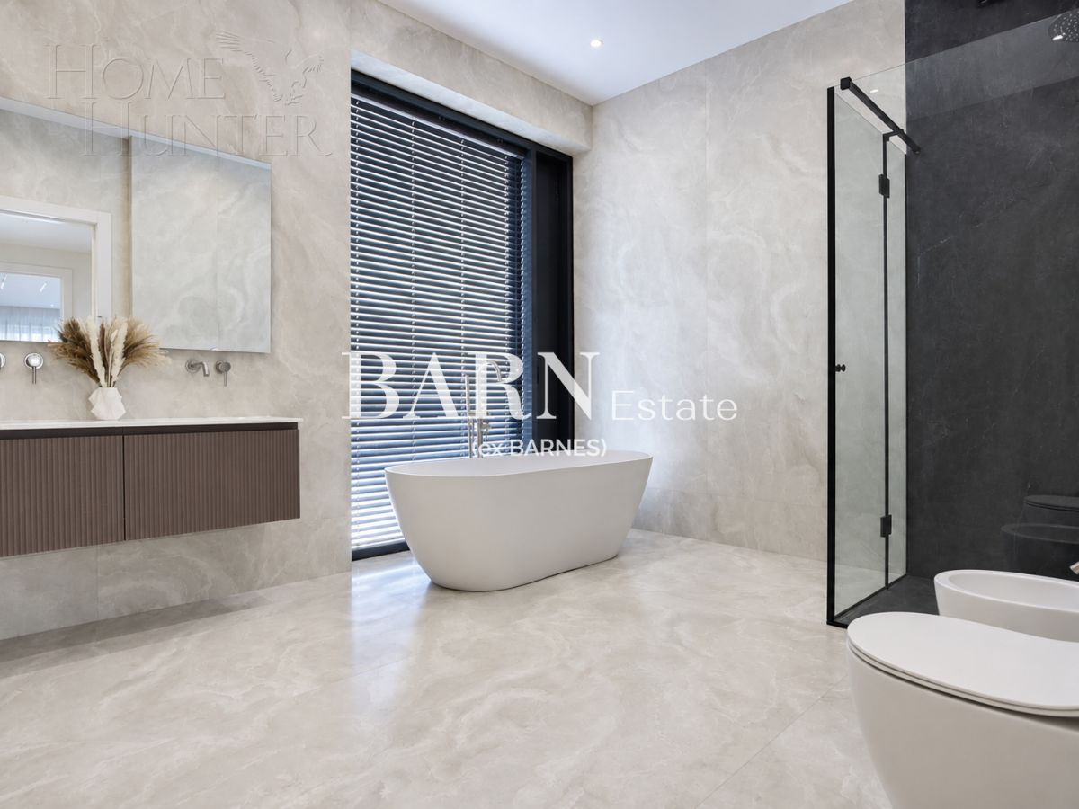2-этажный коттедж 349.7 м² с отделкой
