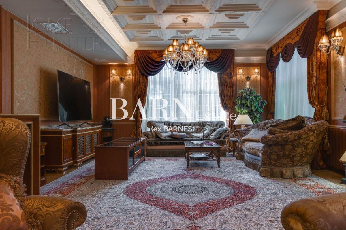 2-этажный коттедж 1 200 м² с отделкой