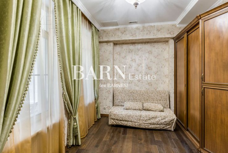 2-этажный коттедж 990 м² с отделкой