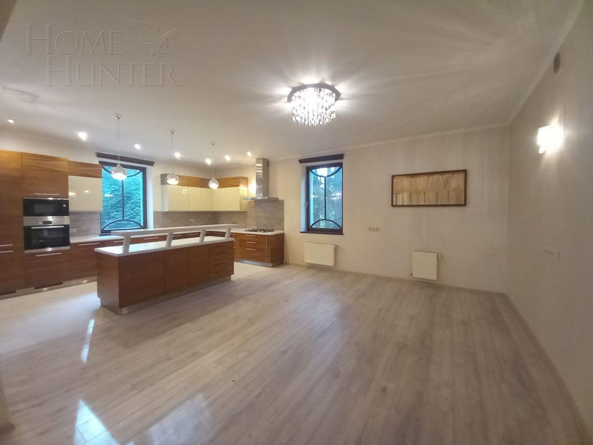 2-этажный коттедж 607 м² с отделкой